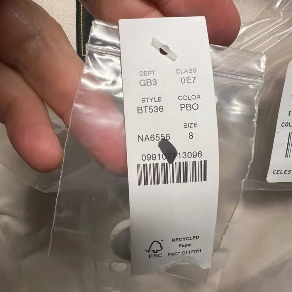 J.Crew $198 Slim-Fit Vest Italian City Wool Blend Pale Bone Size 8 BT536 - Picture 4 of 5